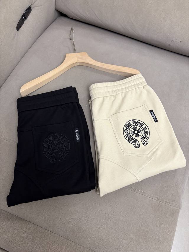 Alohas niche brand takes you back to the top of classics. It is the best choice