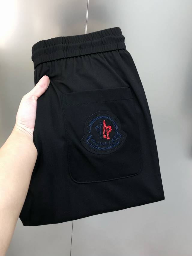 Ysi Saint Laurent new product with #Logo embroidered on the side, casual and fas