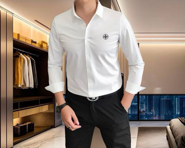 Givenchy 250 -High-end quality original -Upper: Nappa calfskin, body and heel; S
