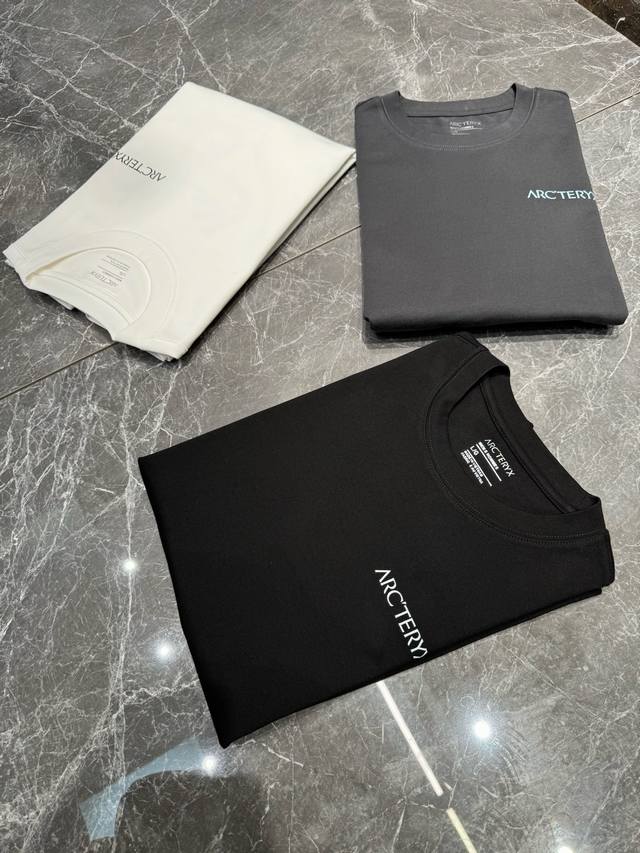 Prada -High-end quality original -Upper: open-edge beaded calfskin, brand high-m