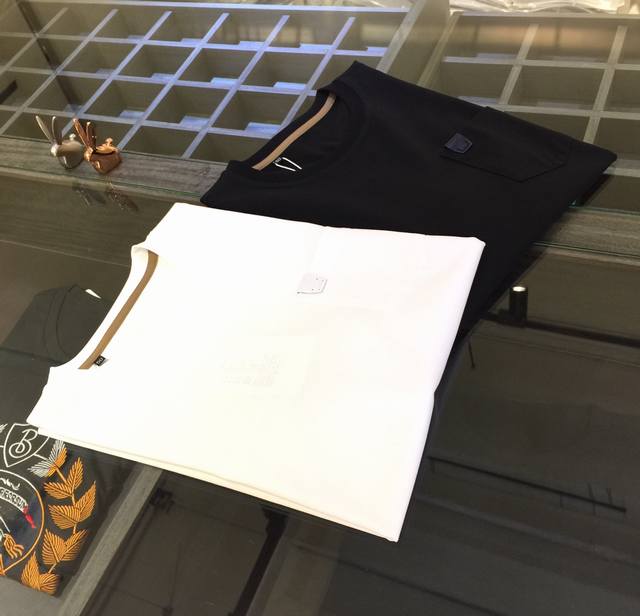 Brand: Lv Louis Vuitton Standard size: 38-44 45 Customized Grade: Same as the of