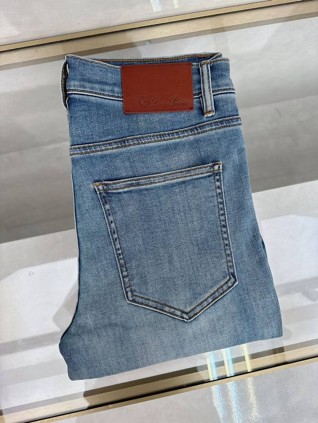 Product brand: BOSS casual shoes Standard size: 38-44 45 Customized, no return o