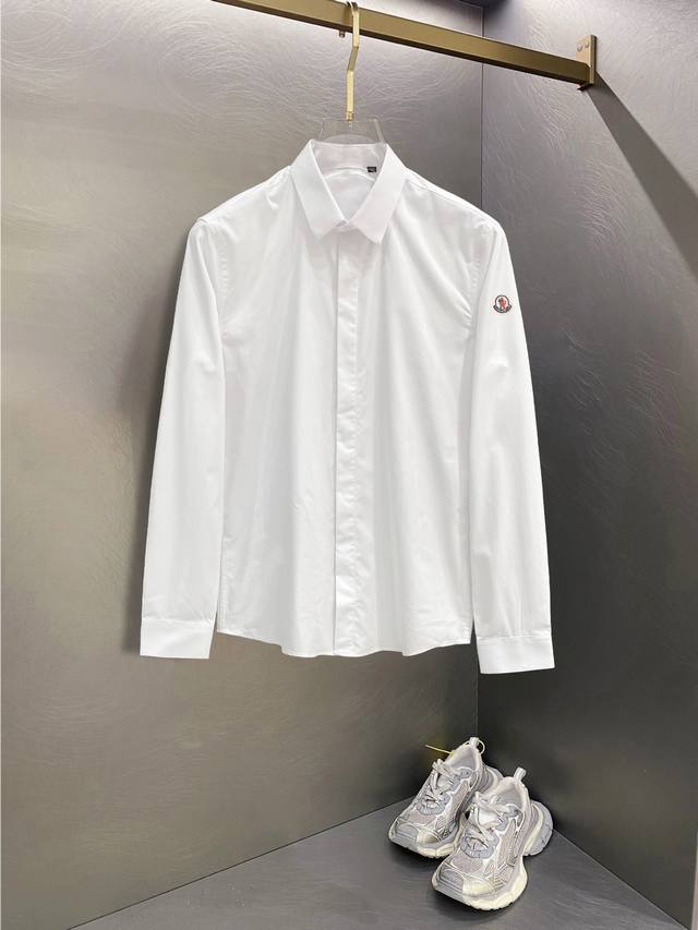 Givench* High-end boutique Size: 39-44 38.45 Made to order Smooth and hollow cow