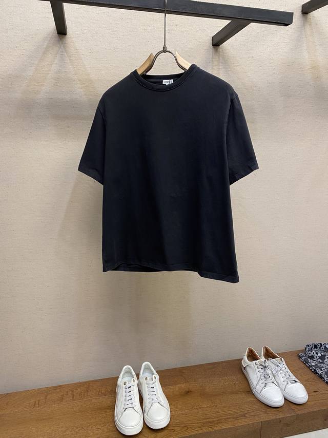 Factory price P Prada top original, new style of the season, high quality origin
