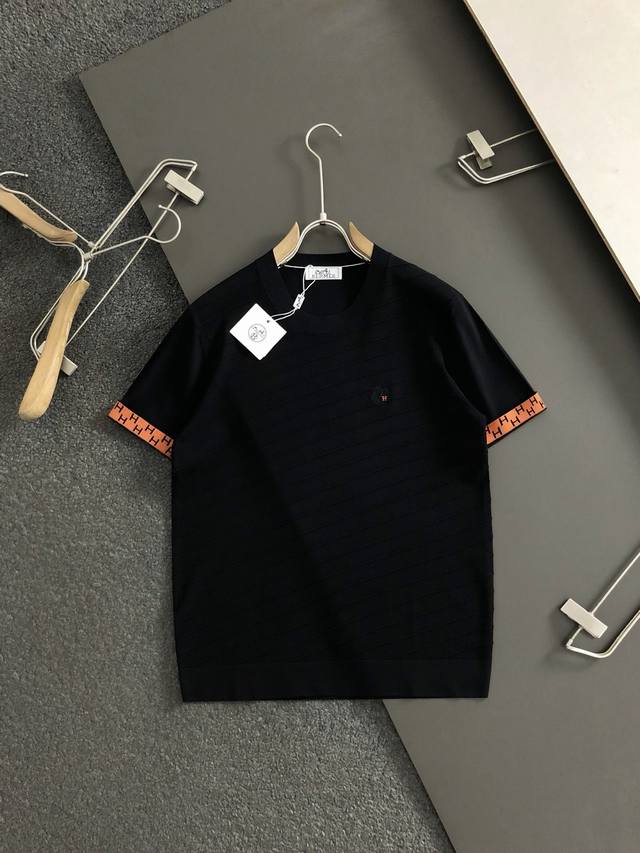 Balenciaga 2025Ss early spring new product new plaid loose coat. is particularly