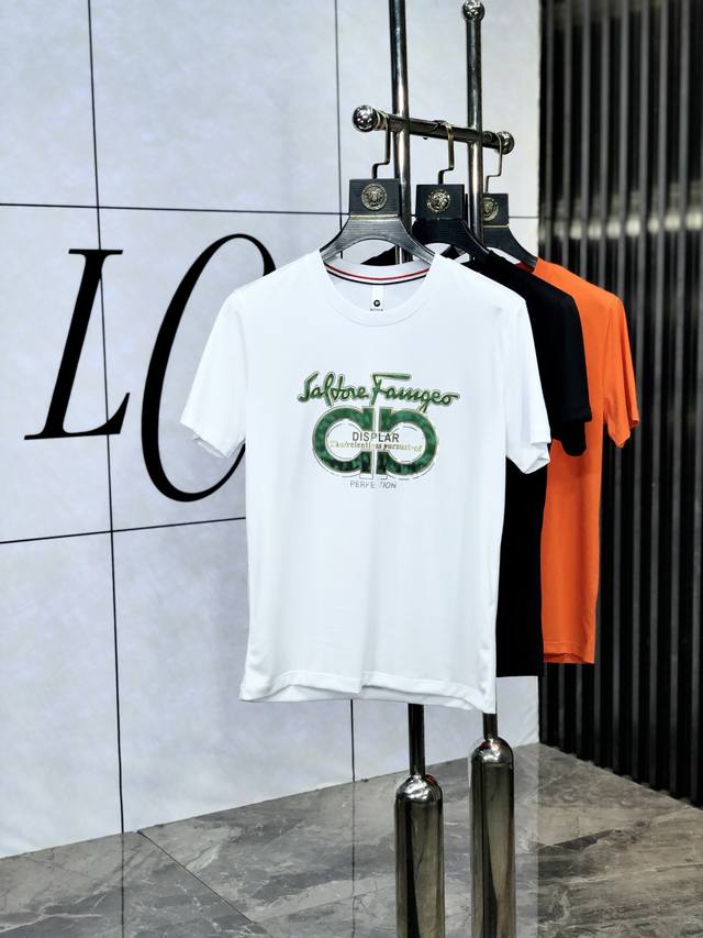 Mo official website counter simultaneous sale, original single hot goods, super