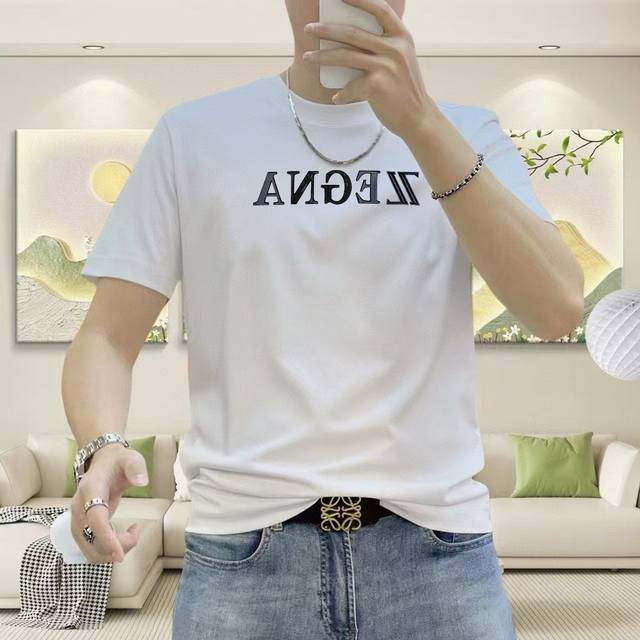 2025 Spring and Summer New T-shirt. Men's round neck classic logo beach pants us