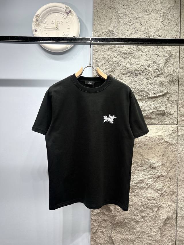 2025 Spring and Summer New T-shirt. Men's round neck classic logo lapel uses imp
