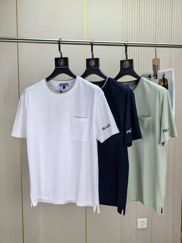 Dolce & Gabbana classic Logot shirt The brand's iconic blue flocked letters are