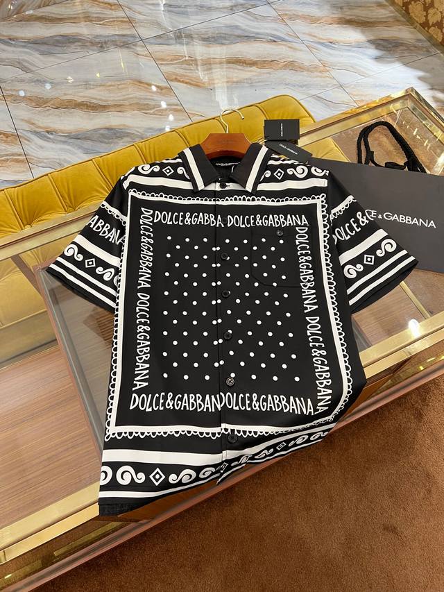 Mm6.25S Spring and Summer new casual round neck short sleeves, size S-3Xl