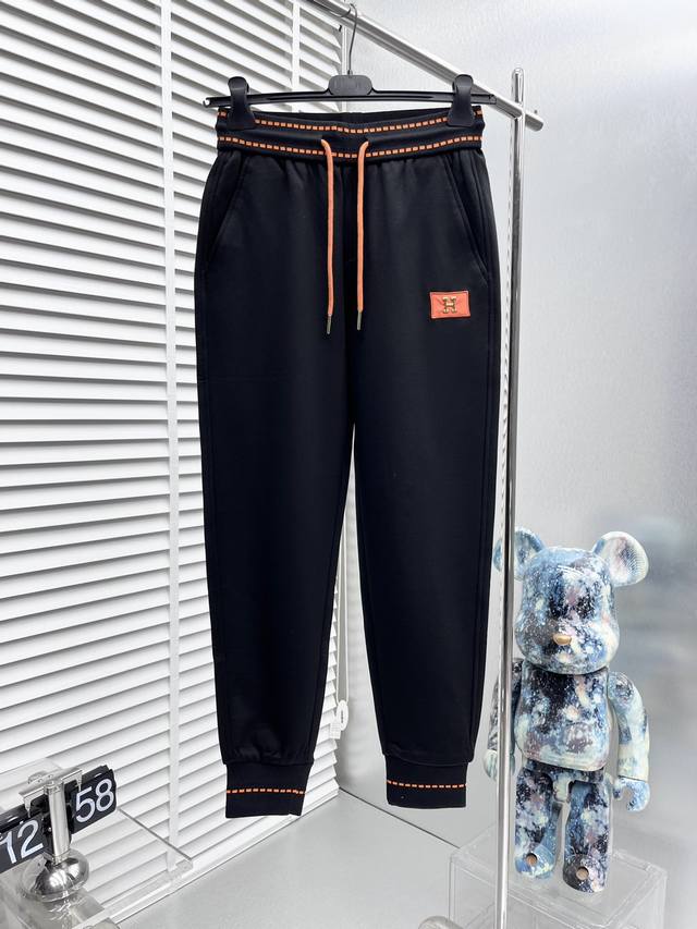 Moncle* Moncle 25S new shorts are cool and comfortable. Exquisite 3D brand logo.