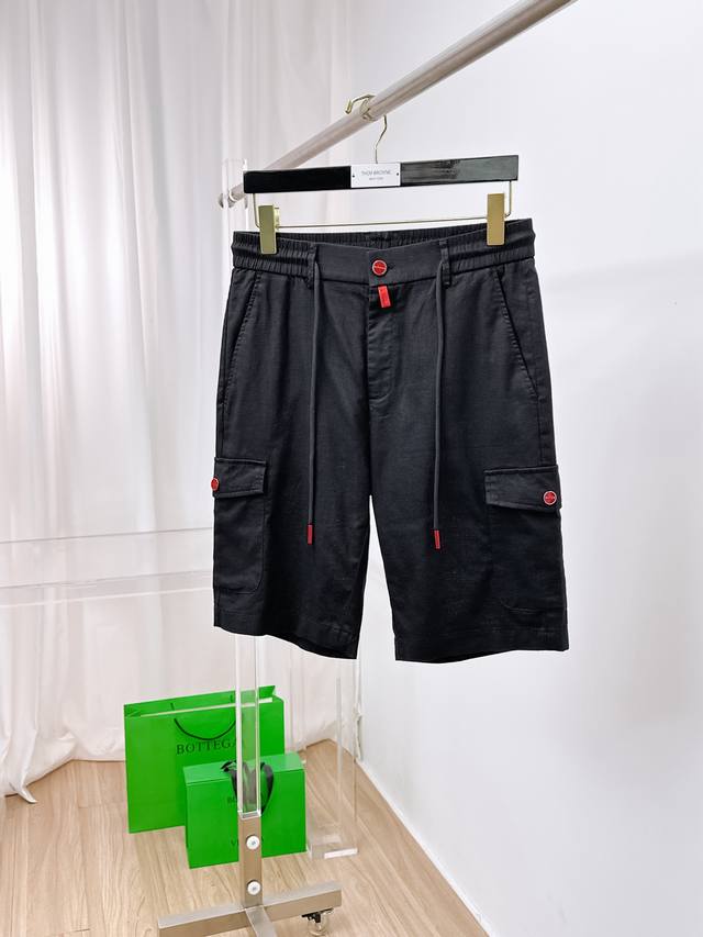 Calvin Klein 25Ss new models are on sale. Original quality. The brand has always