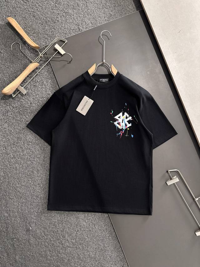 Moncler 2025Ss new spring and summer short T-shirt This short-sleeved shirt from