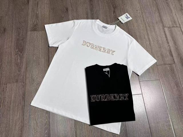 Fendi 2025 spring and summer new unisex short-sleeved T-shirt, the latest model