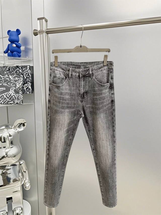 Lv. New products for spring and summer 2025. Customized high-quality fashionable