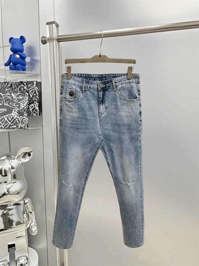 Valentino. New arrival for Spring/Summer 2025. Customized high-quality fashionab