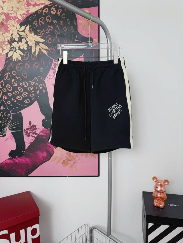 Burberry 2025 Spring and Summer New Products. Customized high-quality fashionabl
