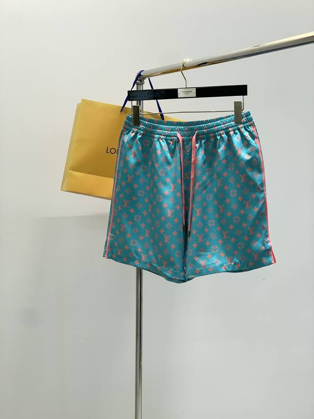 Balenciaga* 5S Spring/Summer new casual hand-painted graffiti shorts with classi