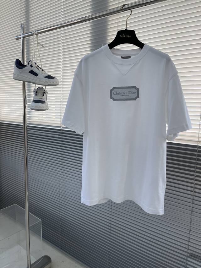 Lv 25Ss early spring new three-dimensional silicone Lv letter short sleeves Ligh