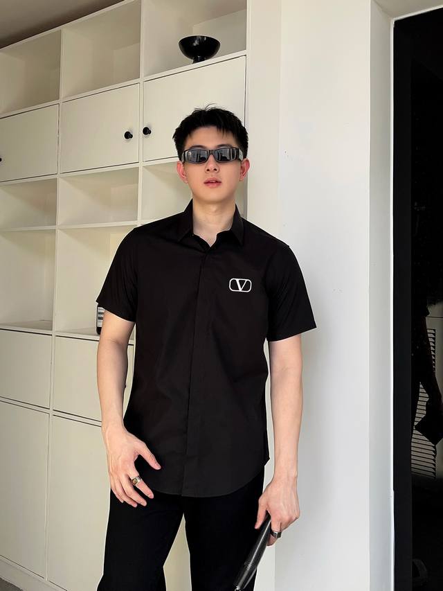 Balenci*Ga 25Ss Early Spring New Bb Letter Thick Print Short Sleeve Light Luxury