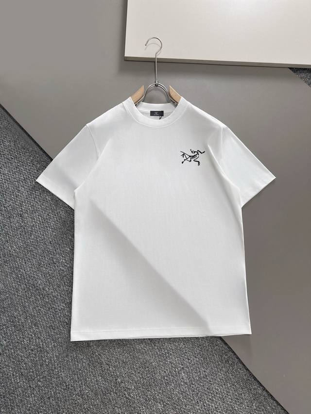 Lv 25Ss early spring new flocking Lv letter hot diamond short sleeves Light luxu
