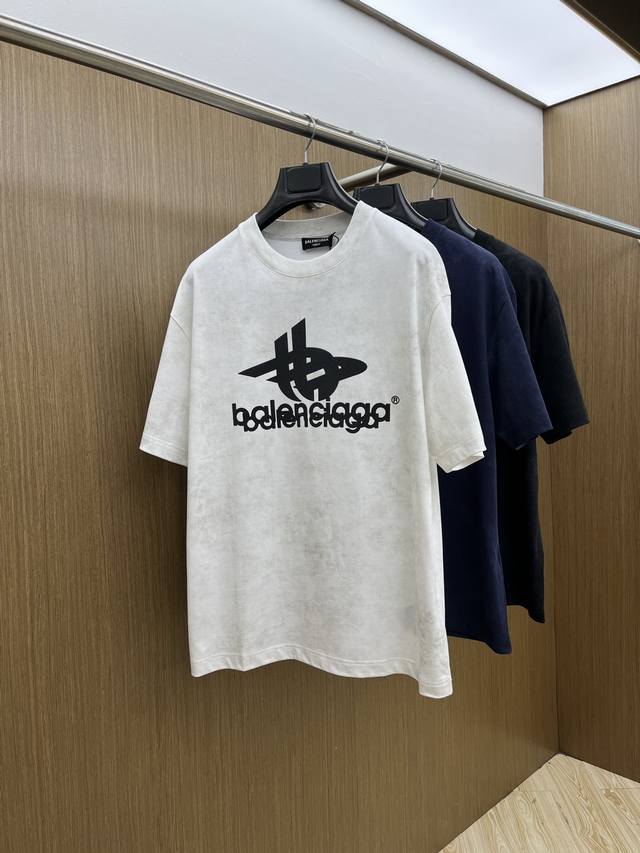 L381 Fd Fendi's new double-layered letter-printed short-sleeved T-shirt. The let