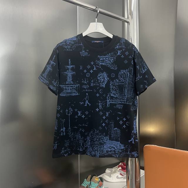 Straight brand Off 2025 new men's short-sleeved shorts suit! Sold simultaneously