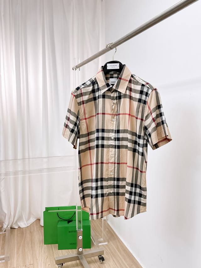 Burberry checkered logo collar small letter label embroidery craft lapel Polo sh
