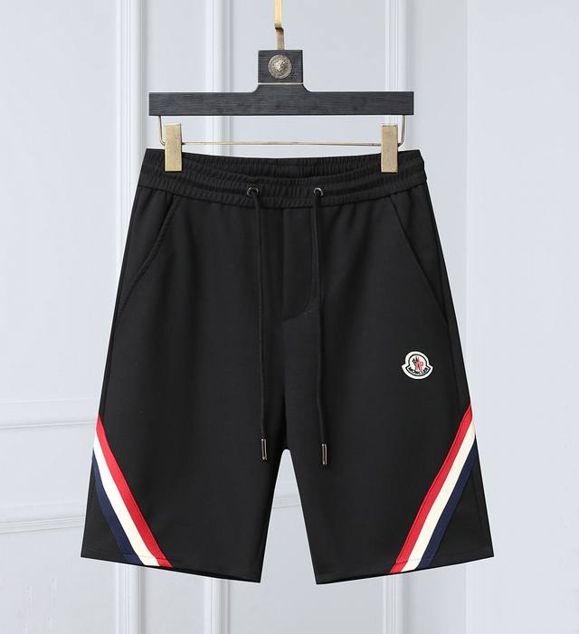 Burber*Y Bar*Li's 2025 spring and summer new short-sleeved T-shirt is coming. It