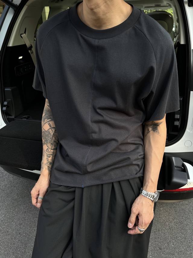 Luo Yijia 2025 Spring and Summer New Release Counter Latest Short Sleeve Round N