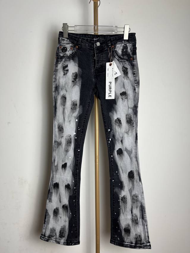 Her 2540Ss new spring and summer product, available on the official website, men