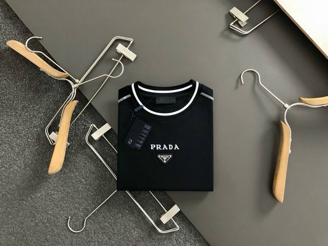 New# Lv 25Ss Spring and Summer Hand-painted Round Neck Short Sleeves# Exquisite