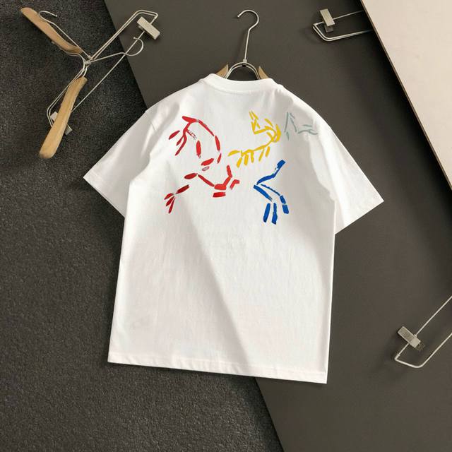 Dior Ss new autumn collection long-sleeved shirt, decorated with the Heart logo,