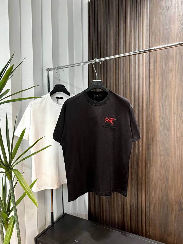 Lv Louis Vuitton 2025 spring and summer new original men's round neck short-slee