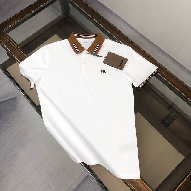 Versace, 2025 Spring and Summer new product series, round neck short-sleeved T-s
