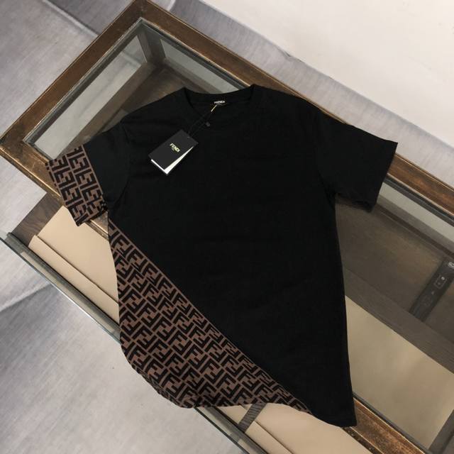 Loewe, 2025 Spring and Summer new product series, round neck embroidered short-s