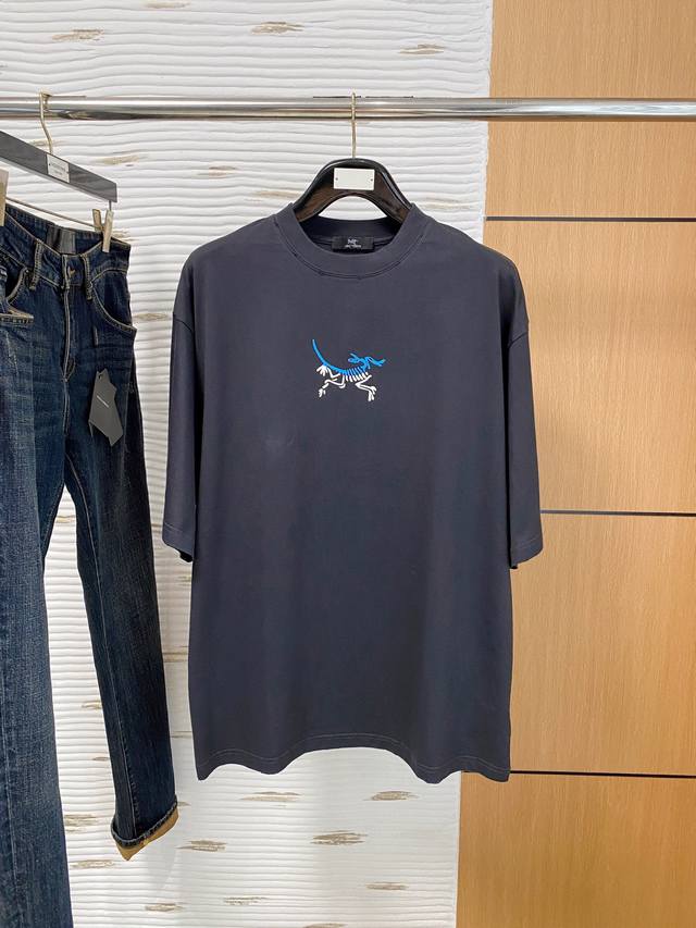 Armani-2540Ss Summer new counter fashion hot lapel T-shirt, casual and fashionab