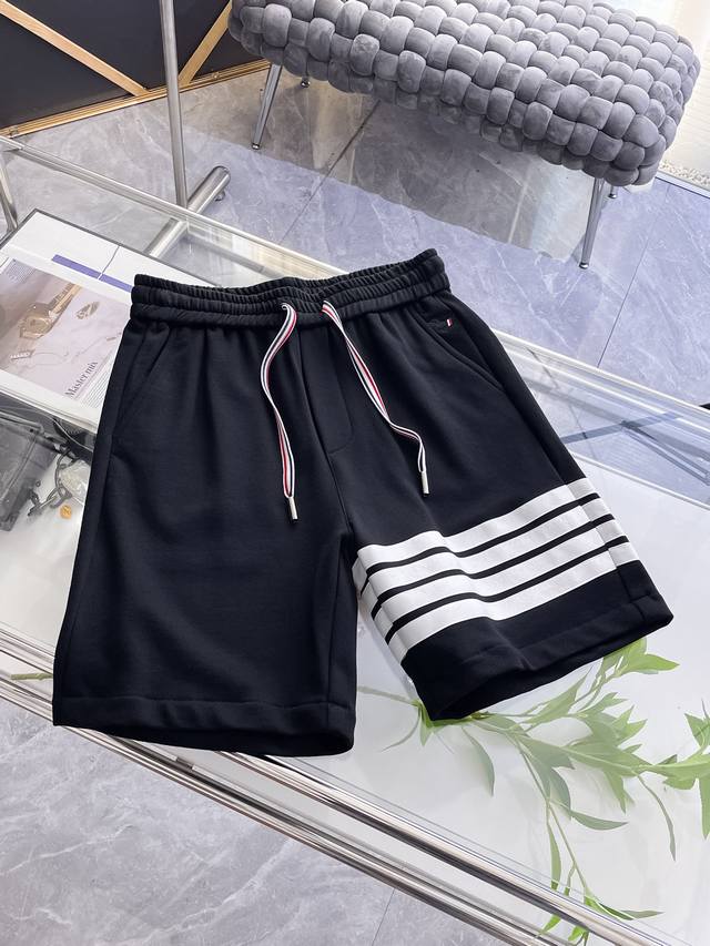 Paris Men's Pants With Slight Elasticity, Thick Fabric, And A Substantial Upper