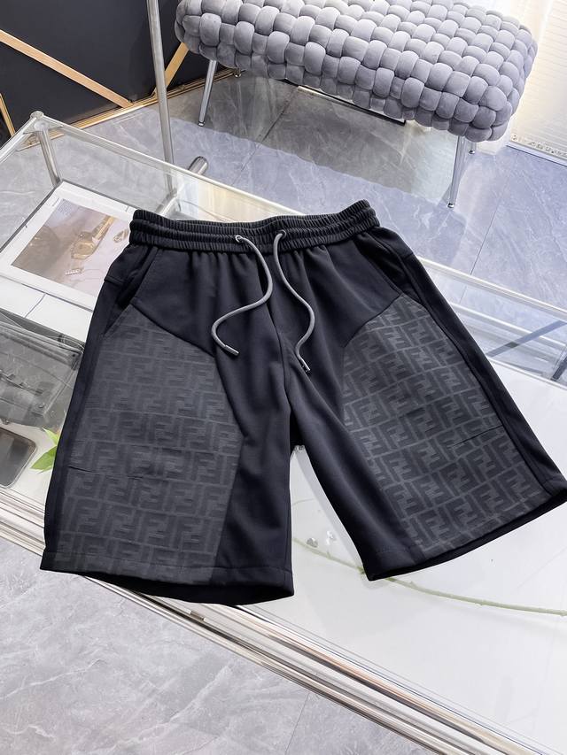 Gucci's latest spring and summer Polo shirt, lapel short-sleeved T-shirt, a must
