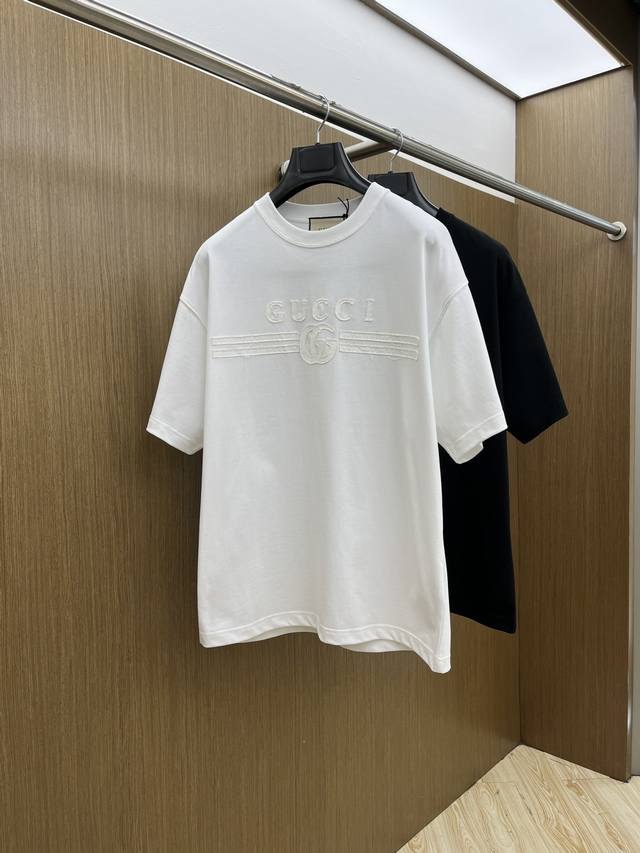 Prada, 25 spring and summer new original men's short-sleeved T-shirt counter sim