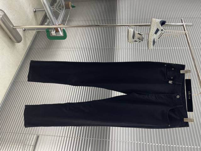 Zegna* Zegna 2025 spring and summer new men's quick-drying shorts, the most casu