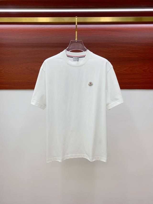Moncler 2025 Spring and Summer new models are launched in the counter. The lates