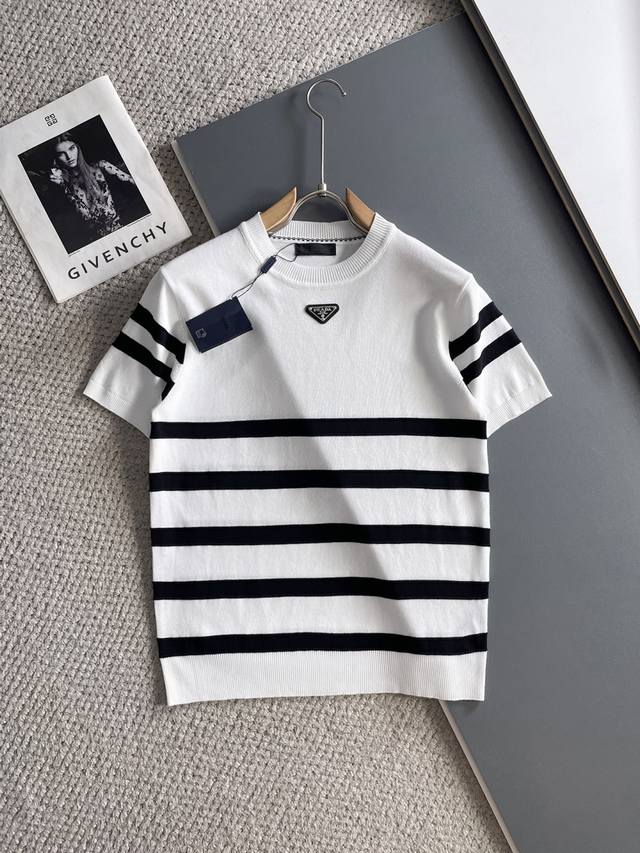 Dior 2025 Spring and Summer New Release Counter Latest Short Sleeve Round Neck T