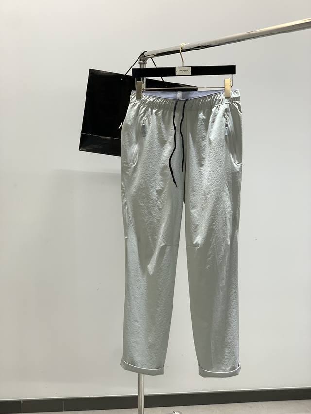 real shot top version. Official quality Balenci*Ga Paris. SS25 latest model. New