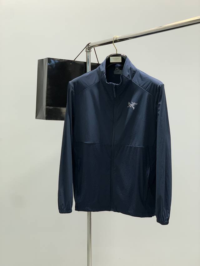 Real photos of the top version. Official quality Balenci*Ga Paris. Ss25 latest a