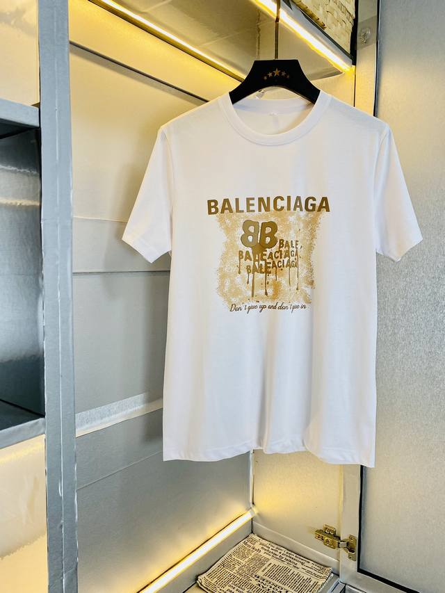 The latest must-have short-sleeved shirt for men at Louis Vuitton counter, 100%