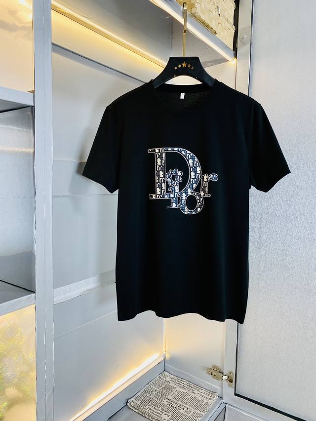 The latest Prada counter men's must-have short-sleeved shirt, 100% natural cotto