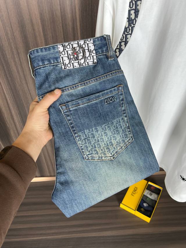 B23-L.Vuitton# 2025 Spring and Summer new round neck First release in the counte