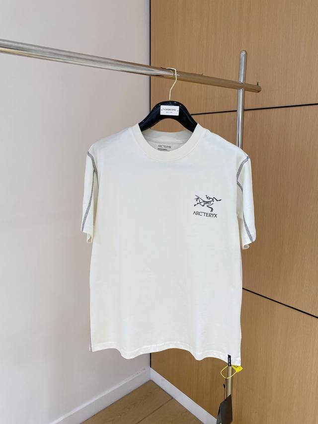 Fendi 2025Ss Snake Year New Year Spring and Summer boutique short-sleeved T-shir