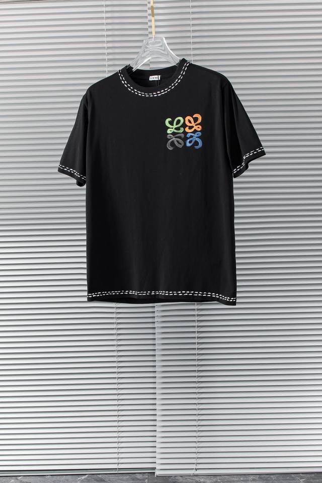Fendi 2025Ss spring and summer new casual short-sleeved shorts pants suit, high-